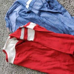 Lot of 2 soft long sleeves